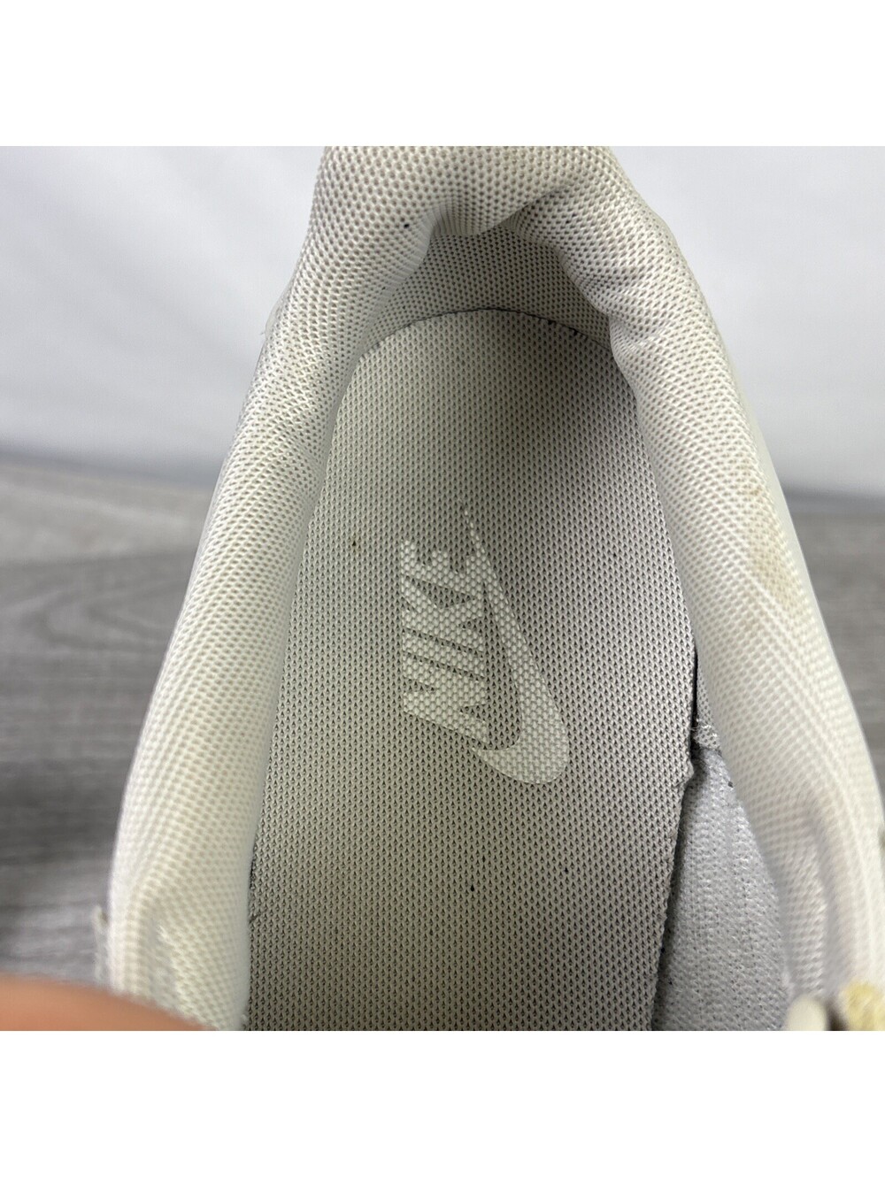 Nike Classic Cortez Leather Light Bone Metallic Gold 807471-011 Women's 10.5 - Picture 11 of 11